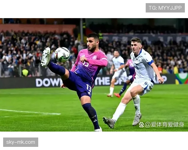 本周末足球焦点战一触即发：强强对话引爆绿茵场