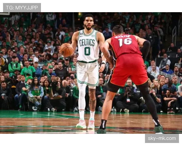 塔图姆无球跑动提升关键时刻得分率明显优于全明星同时期前锋